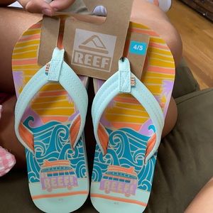 Kids Ahi Reef flip flops